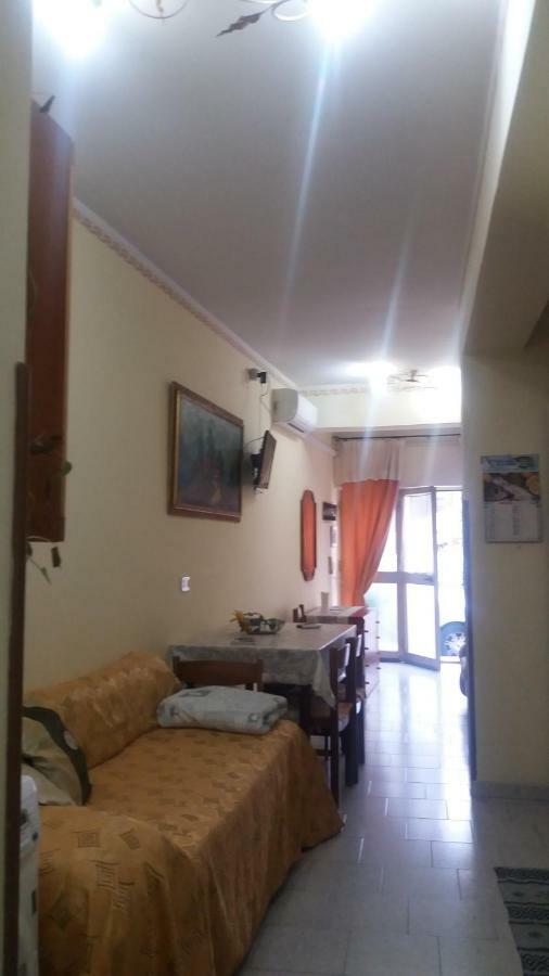 Appartement Il Guscio à Santa Teresa Di Riva Extérieur photo