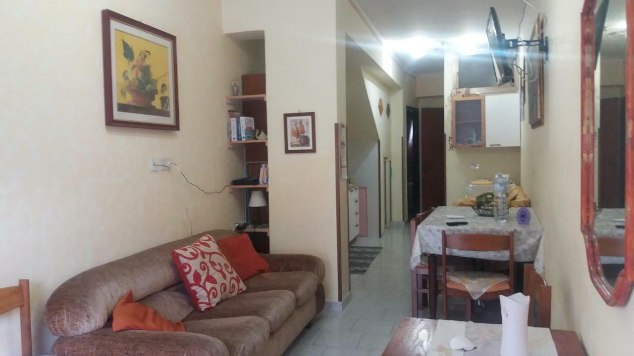 Appartement Il Guscio à Santa Teresa Di Riva Extérieur photo
